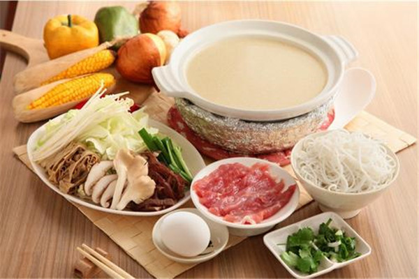 尚品飘香过桥米线